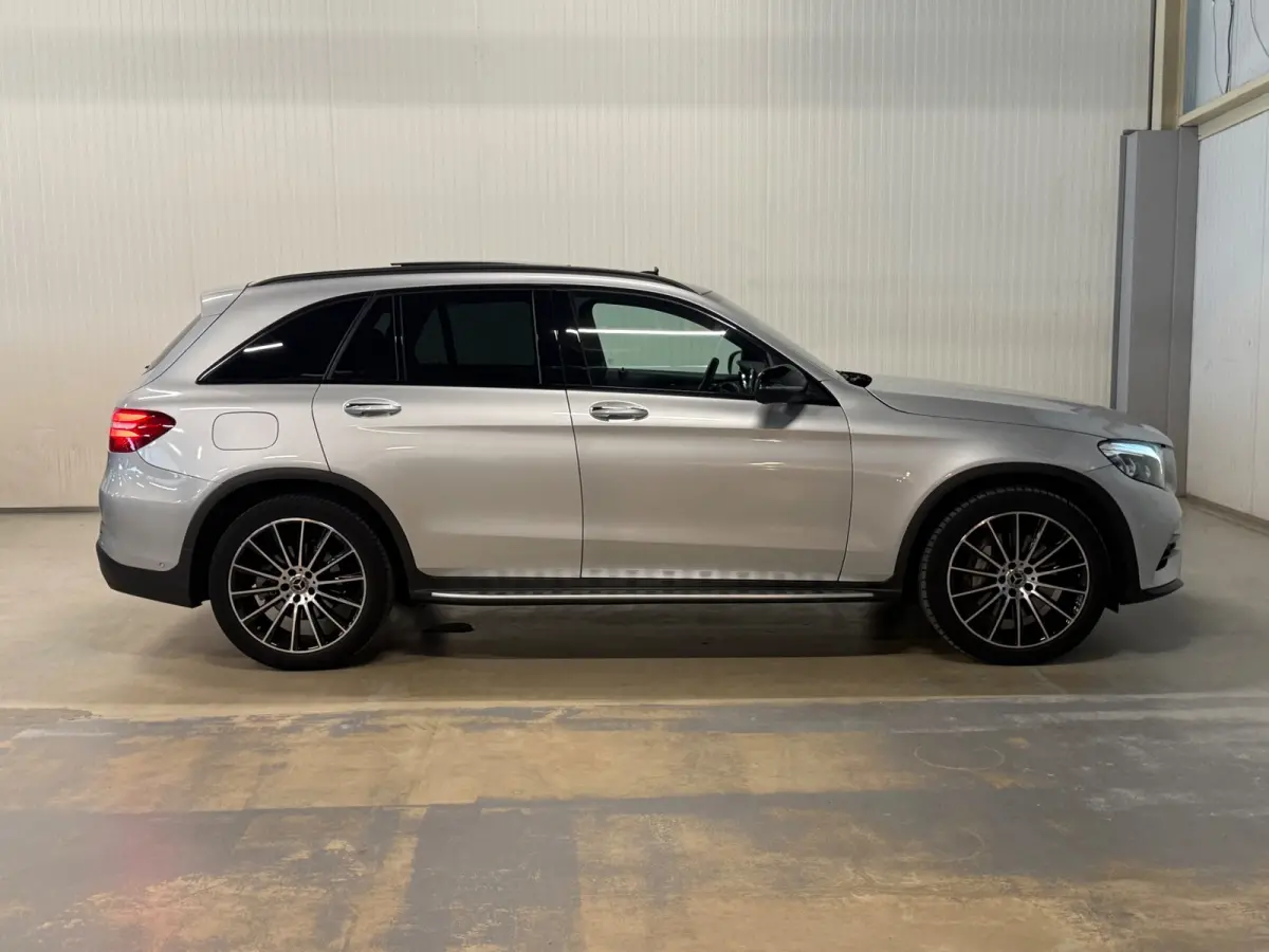 300 4MATIC | AMG/NIGHT | PANO | CAMERA | LED