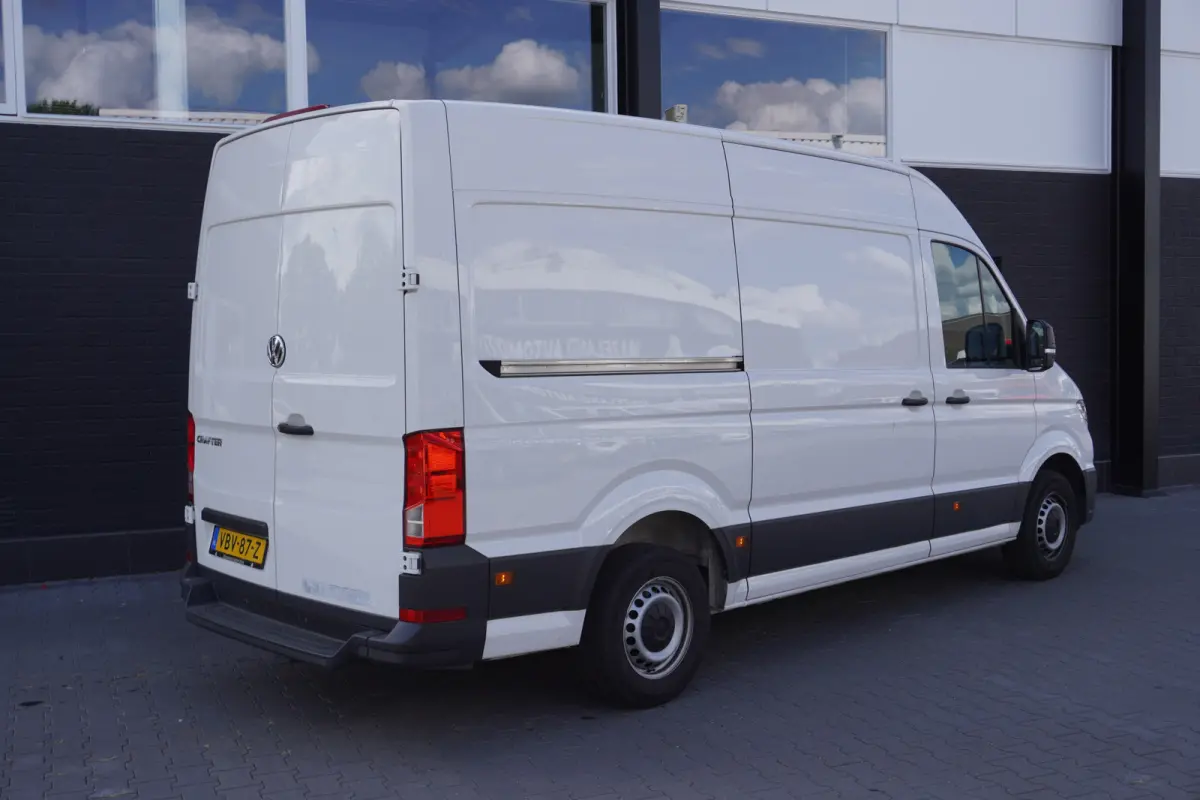 2.0 TDI 140PK L3H3 EURO 6 - Airco - Cruise - €17.950,- Excl.