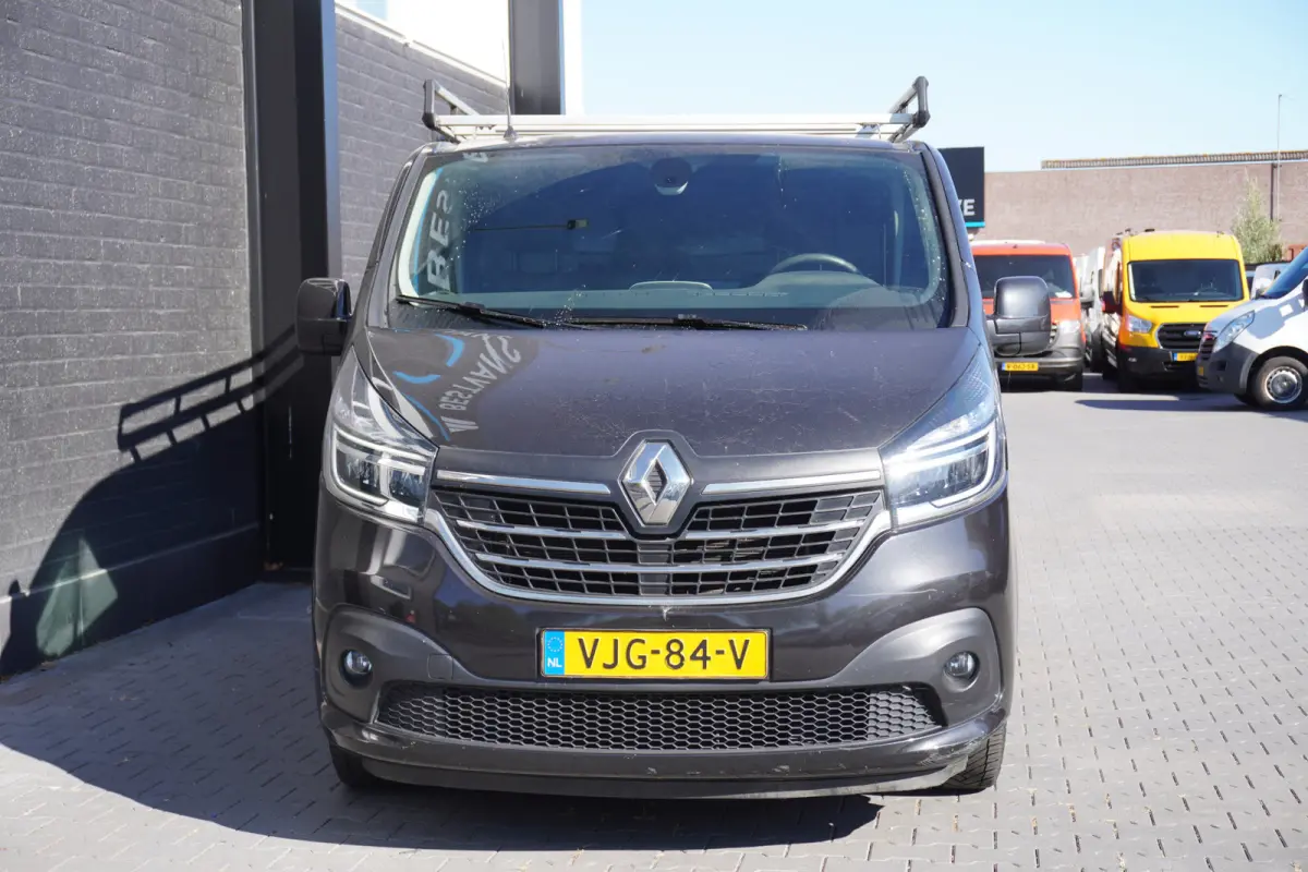 2.0 dCi 120PK L2 EURO 6 - A/C Climate - Navi - Cruise - €14.900,- Excl.