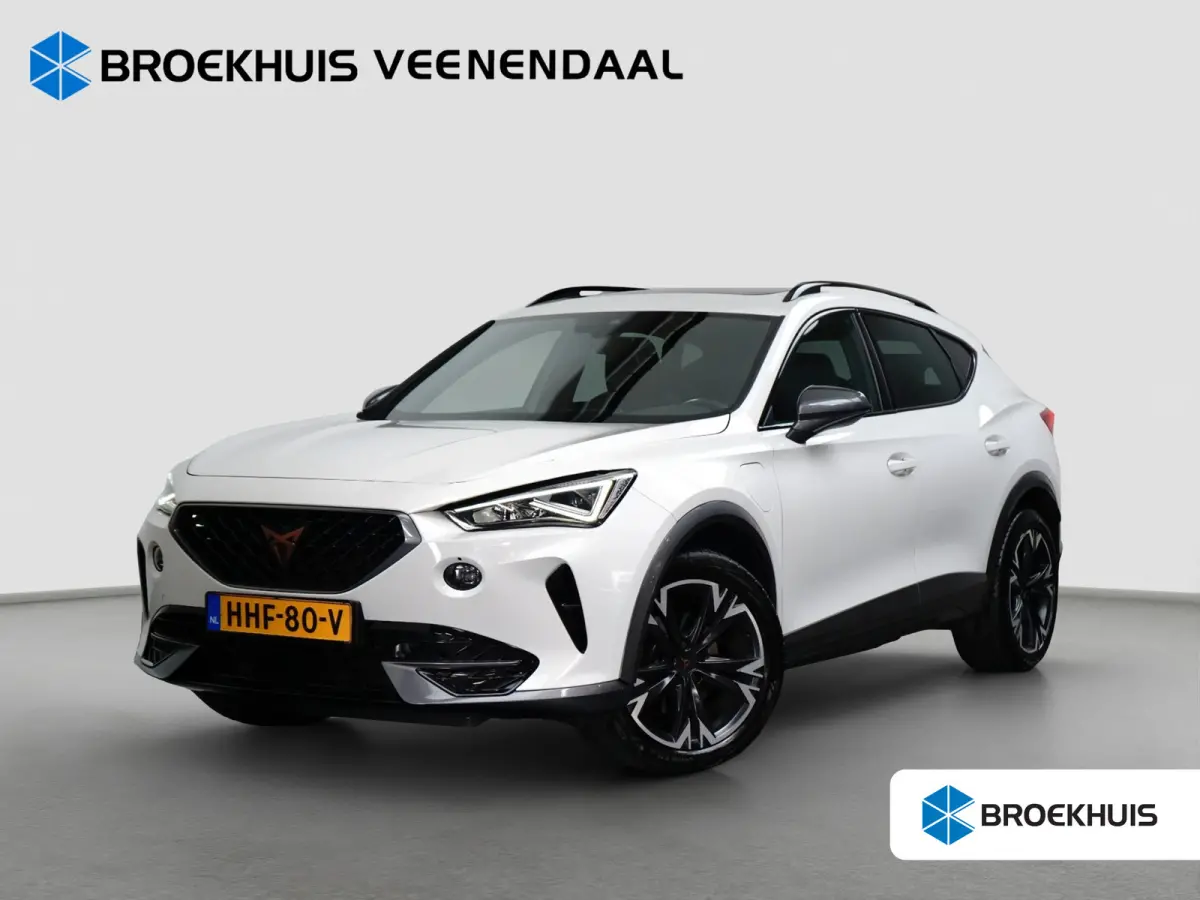 1.4 TSI e-Hybrid Essential 245PK | Pano | Stoelverwarming | Adap. Cruise | Camera | Apple Carplay | Navigatie