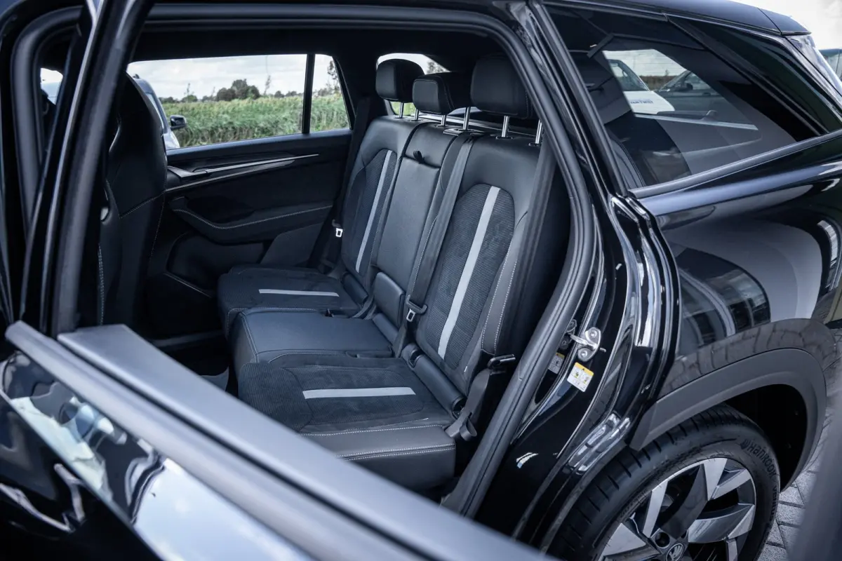 1.5 TSI PHEV Sportline Business | Achteruitrijcamera | Apple Carplay/Android Auto|telefoonintegratie premium | Cruise control adaptief