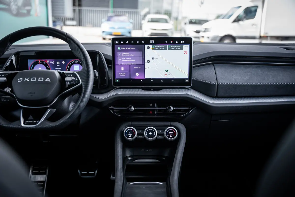 1.5 TSI PHEV Sportline Business | Achteruitrijcamera | Apple Carplay/Android Auto|telefoonintegratie premium | Cruise control adaptief