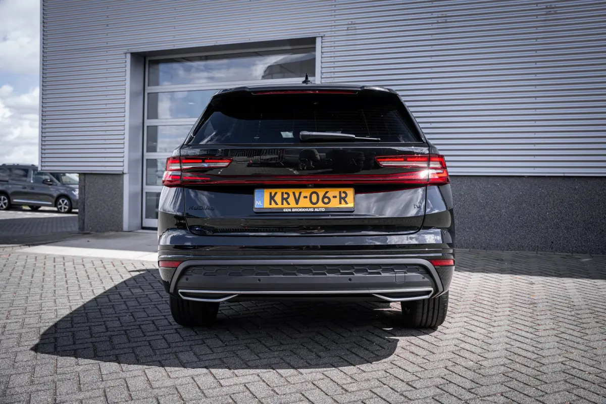 1.5 TSI PHEV Sportline Business | Achteruitrijcamera | Apple Carplay/Android Auto|telefoonintegratie premium | Cruise control adaptief