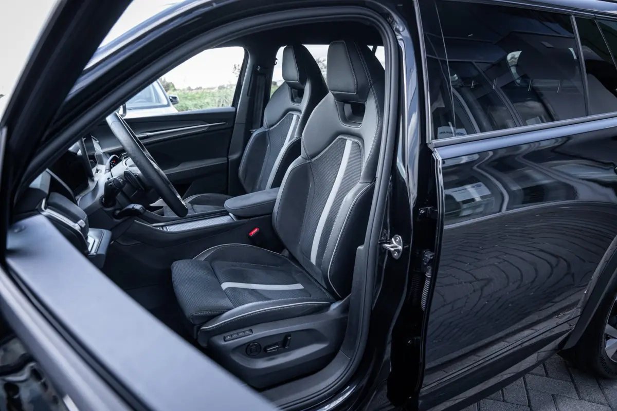 1.5 TSI PHEV Sportline Business | Achteruitrijcamera | Apple Carplay/Android Auto|telefoonintegratie premium | Cruise control adaptief