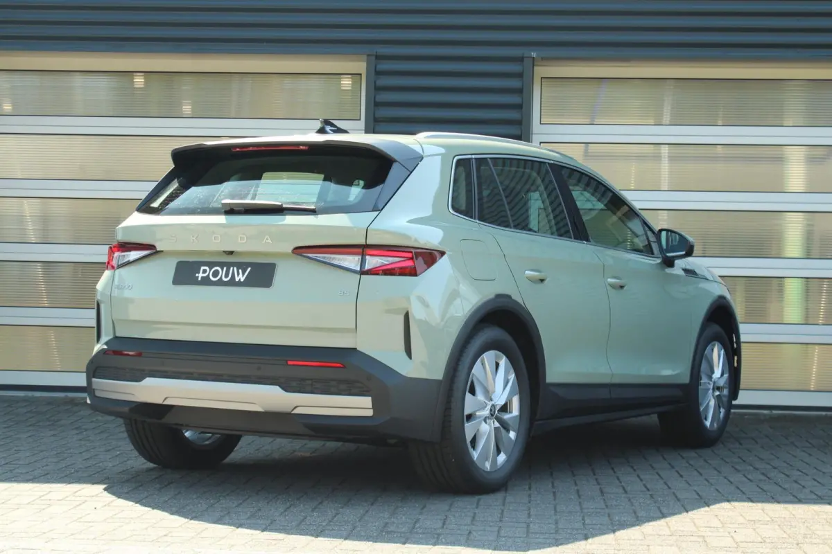85 286pk Tour Edition | 19" Velgen | Stoelverwarming