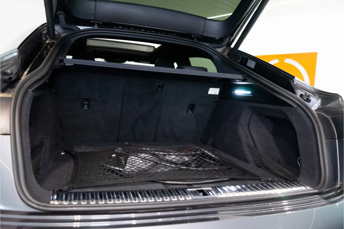 S Quattro 95 kWh 504PK | Pano | Sfeer | B&O | ACC | Leder | 12 MND Garantie