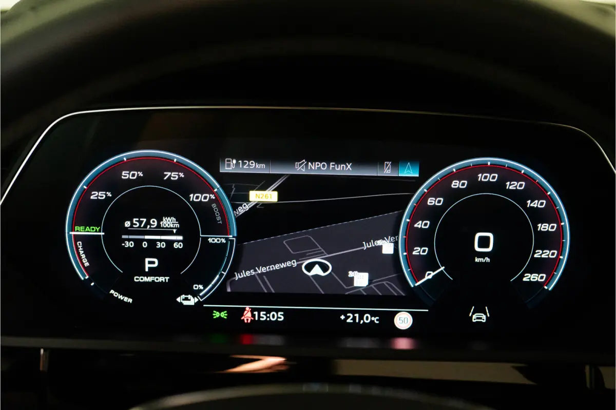 S Quattro 95 kWh 504PK | Pano | Sfeer | B&O | ACC | Leder | 12 MND Garantie