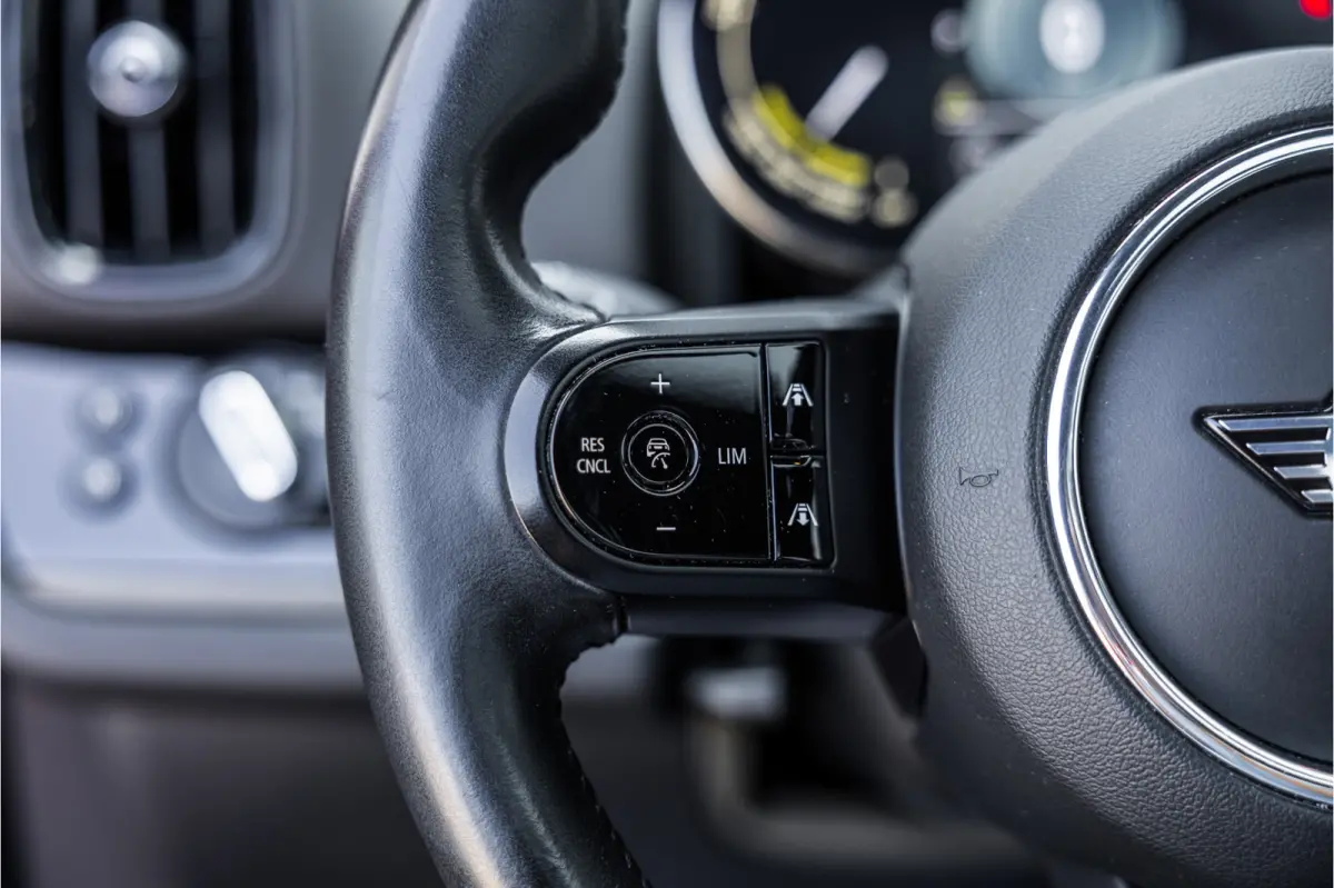 1.5 Cooper ALL4 Chili Pano / Harman Kardon / Elek Stoelen / Leder / Adaptive Cruise /