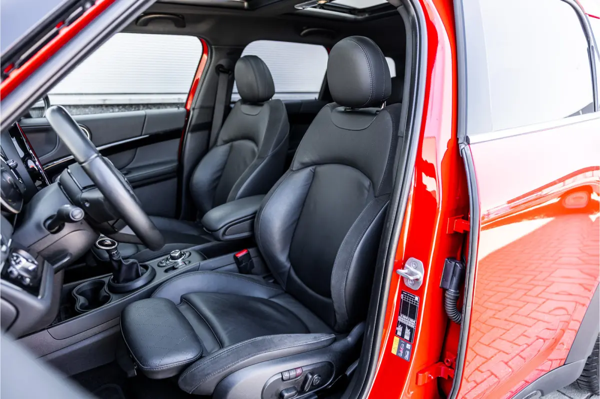 1.5 Cooper ALL4 Chili Pano / Harman Kardon / Elek Stoelen / Leder / Adaptive Cruise /