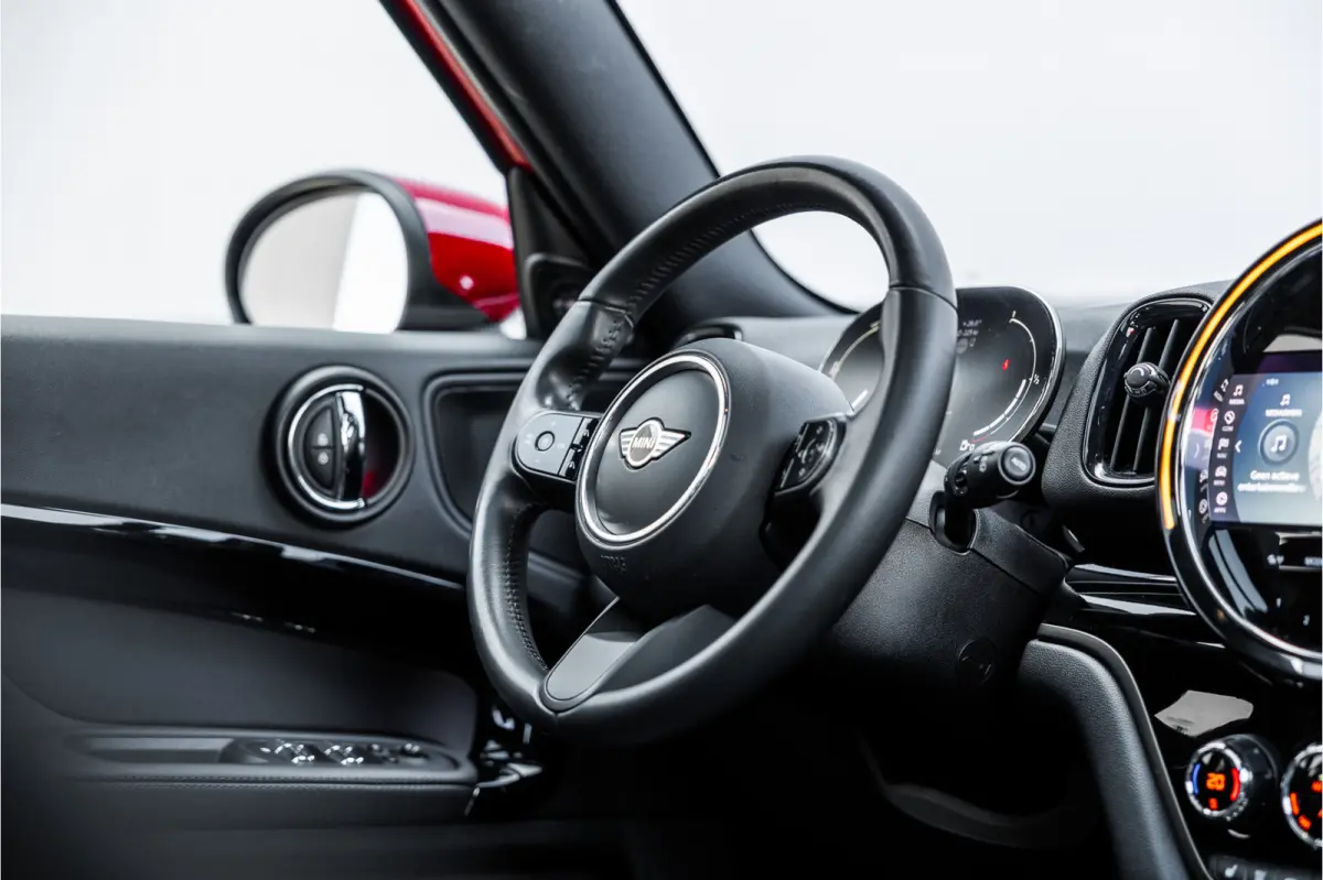 1.5 Cooper ALL4 Chili Pano / Harman Kardon / Elek Stoelen / Leder / Adaptive Cruise /