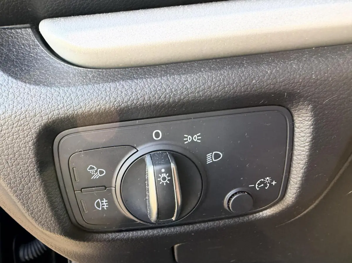 TFSI, 5 d autom17 inch navi boekjes 117537km