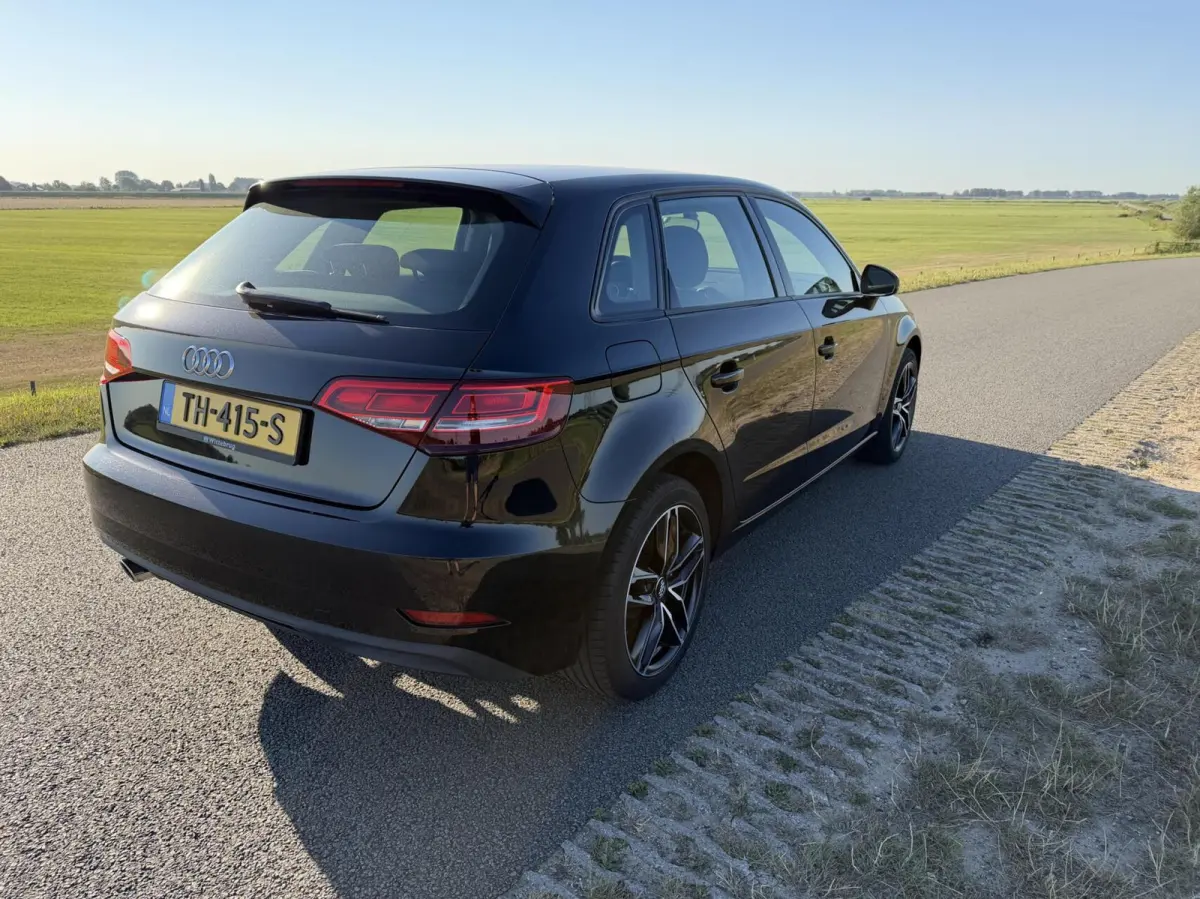 TFSI, 5 d autom17 inch navi boekjes 117537km