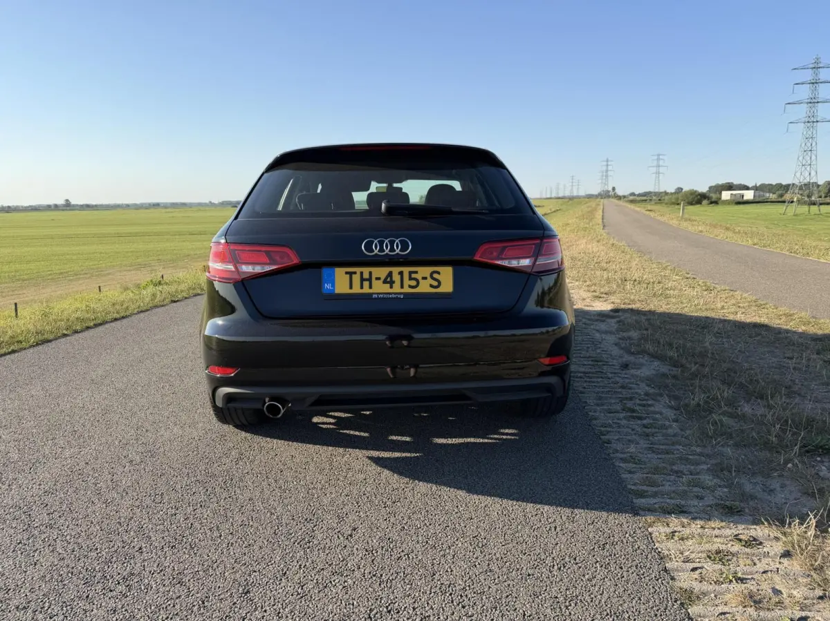 TFSI, 5 d autom17 inch navi boekjes 117537km