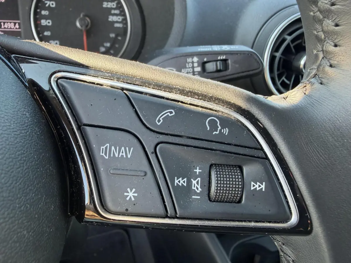 TFSI, 5 d autom17 inch navi boekjes 117537km