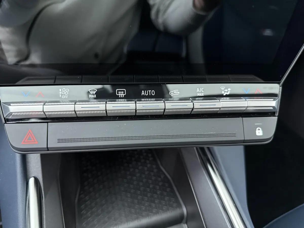 GT 89kWh | Pack Driving | Devialet® XtremeSound audiosysteem | AC-lader 22 kW | Interieurafwerking in forged carbon & Alcantara® |