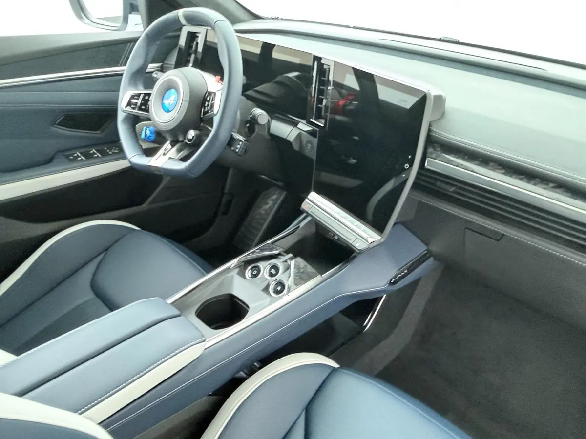 GT 89kWh | Pack Driving | Devialet® XtremeSound audiosysteem | AC-lader 22 kW | Interieurafwerking in forged carbon & Alcantara® |