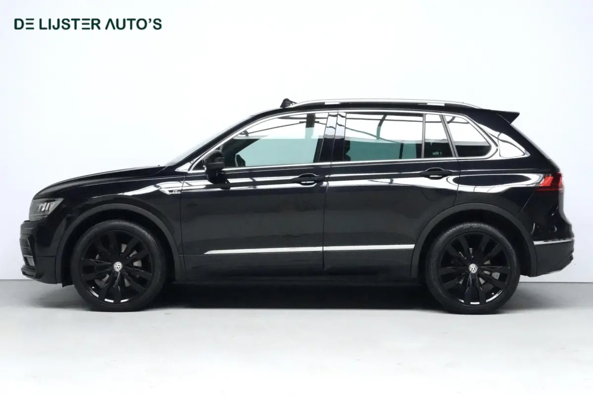 2.0 TSI 4Motion 3x R-Line Automaat 230 PK | Pano-dak | Virtual | Acc | CarPlay | Stoelverwarming | Trekhaak | Pdc |