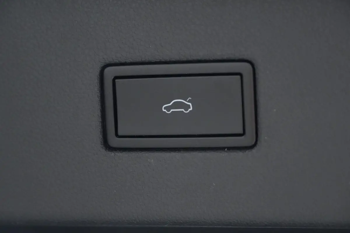2.0 TSI 4Motion 3x R-Line Automaat 230 PK | Pano-dak | Virtual | Acc | CarPlay | Stoelverwarming | Trekhaak | Pdc |