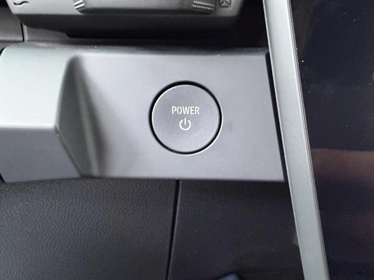 GT 89kWh | Pack Driving | Devialet® XtremeSound audiosysteem | Geweven carbon interieurafwerking | 20'' lichtmetalen CRISTAL-wielen Noir mat |