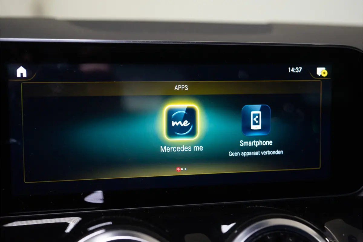 250 e AMG 218PK | Pano | Keyless | Dodehoek | ACC | Carplay | 12 MND Garantie