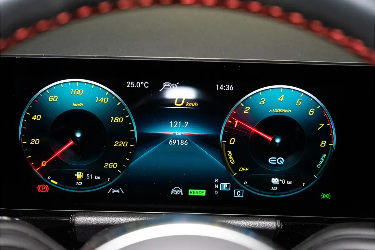 250 e AMG 218PK | Pano | Keyless | Dodehoek | ACC | Carplay | 12 MND Garantie