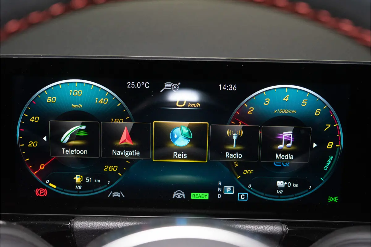 250 e AMG 218PK | Pano | Keyless | Dodehoek | ACC | Carplay | 12 MND Garantie