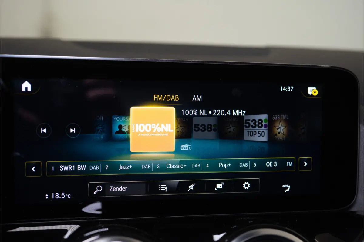 250 e AMG 218PK | Pano | Keyless | Dodehoek | ACC | Carplay | 12 MND Garantie