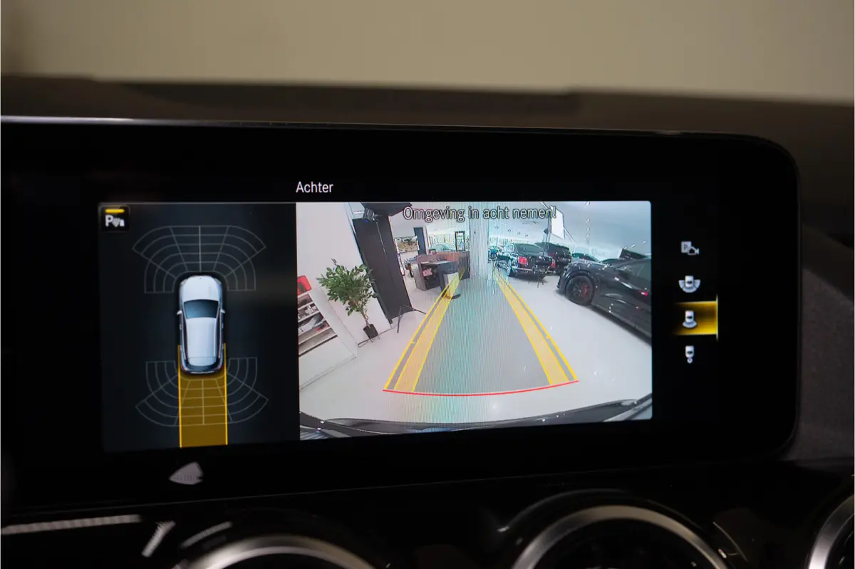 250 e AMG 218PK | Pano | Keyless | Dodehoek | ACC | Carplay | 12 MND Garantie