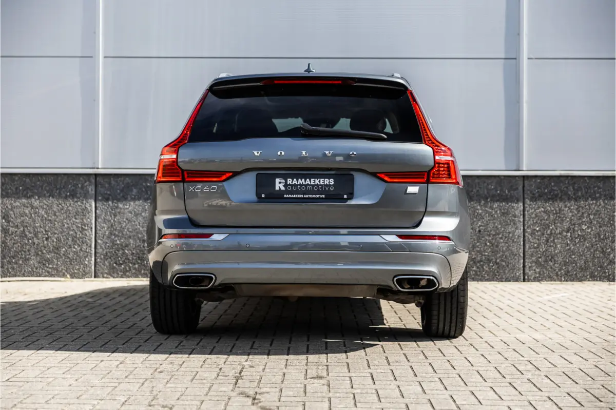2.0 Recharge T6 AWD Business Pro Leder / Pano / Harman Kardon / Camera /