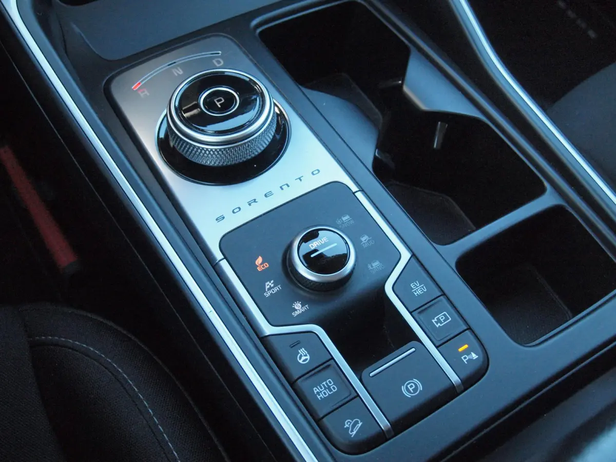 1.6 T-GDI Plug-in Hybrid 4WD DynamicLine 7p. | Camera | Trekhaak | Apple Carplay | ACC | NL-Auto |
