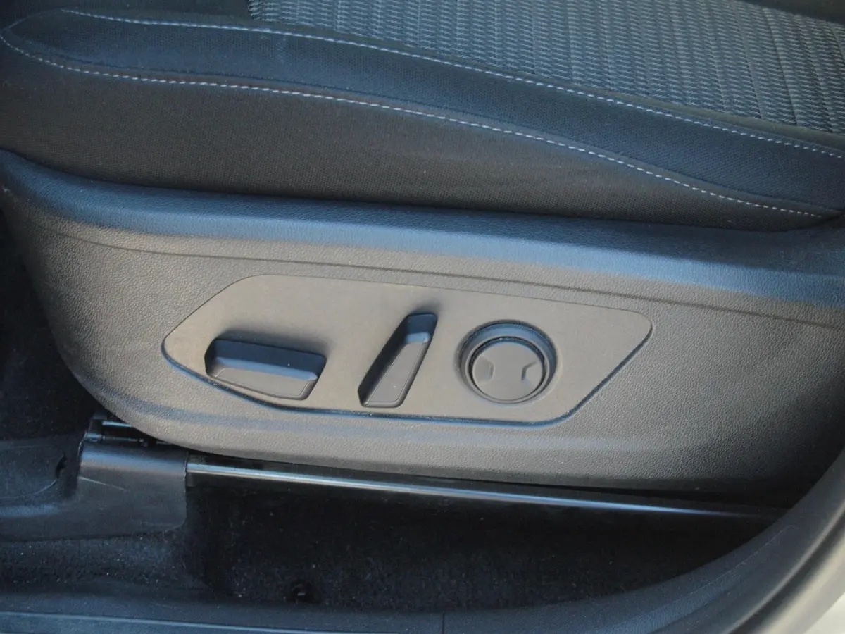 1.6 T-GDI Plug-in Hybrid 4WD DynamicLine 7p. | Camera | Trekhaak | Apple Carplay | ACC | NL-Auto |