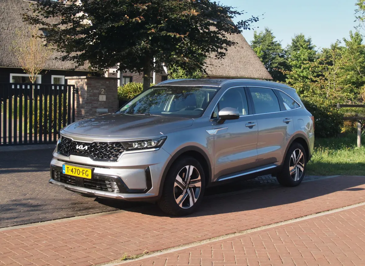 1.6 T-GDI Plug-in Hybrid 4WD DynamicLine 7p. | Camera | Trekhaak | Apple Carplay | ACC | NL-Auto |