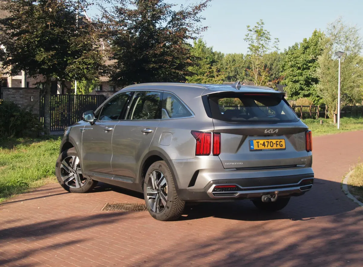 1.6 T-GDI Plug-in Hybrid 4WD DynamicLine 7p. | Camera | Trekhaak | Apple Carplay | ACC | NL-Auto |