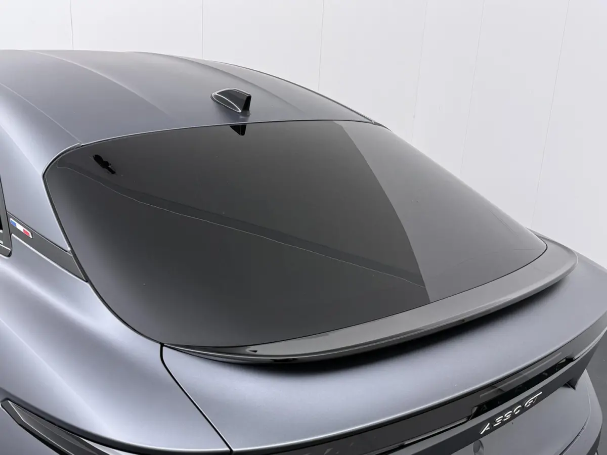 GT 89kWh | Pack Driving | Devialet® XtremeSound audiosysteem | Alcantara® hemelbekleding | 20'' lichtmetalen CRISTAL-wielen Noir mat |