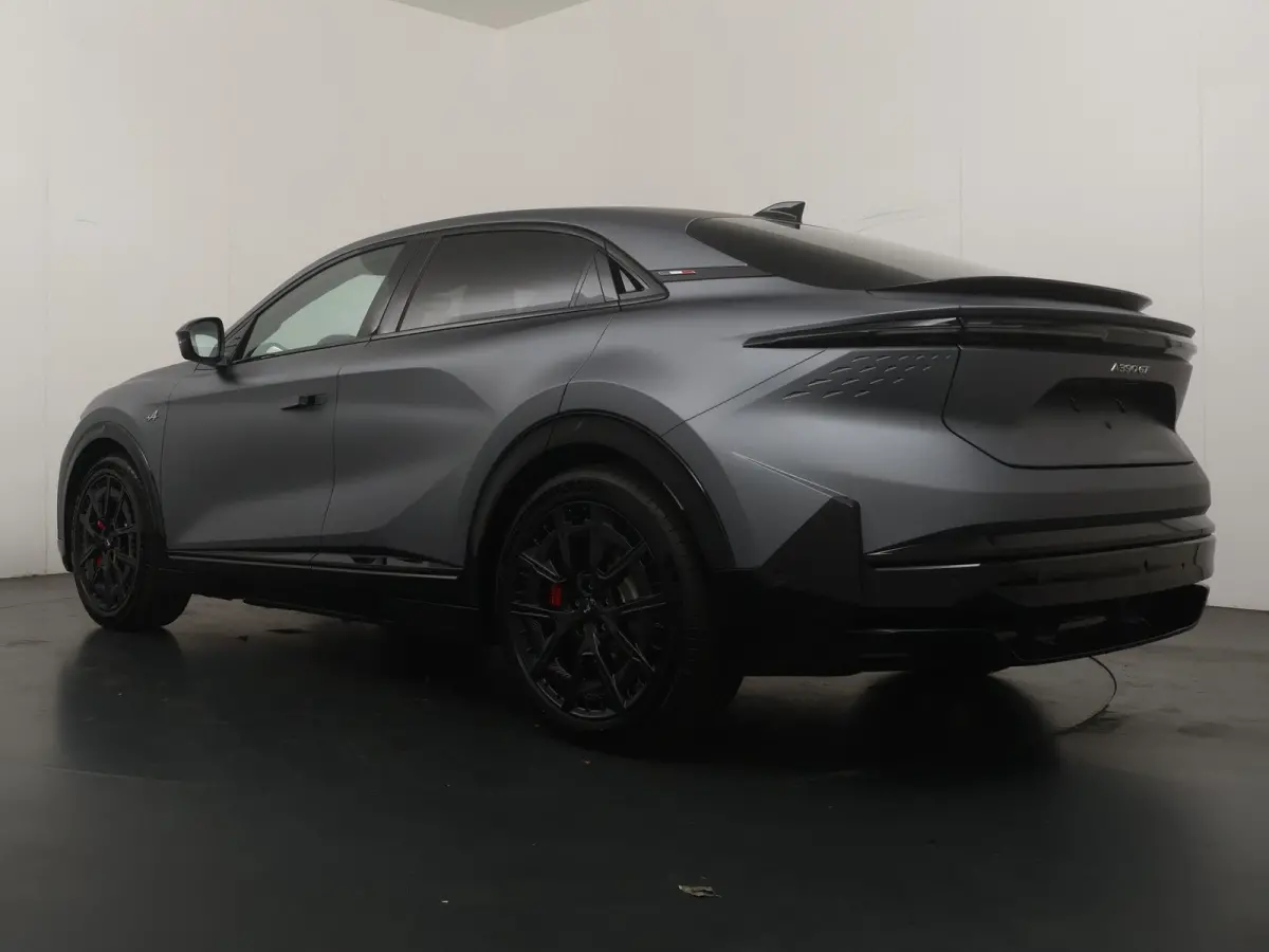 GT 89kWh | Pack Driving | Devialet® XtremeSound audiosysteem | Alcantara® hemelbekleding | 20'' lichtmetalen CRISTAL-wielen Noir mat |