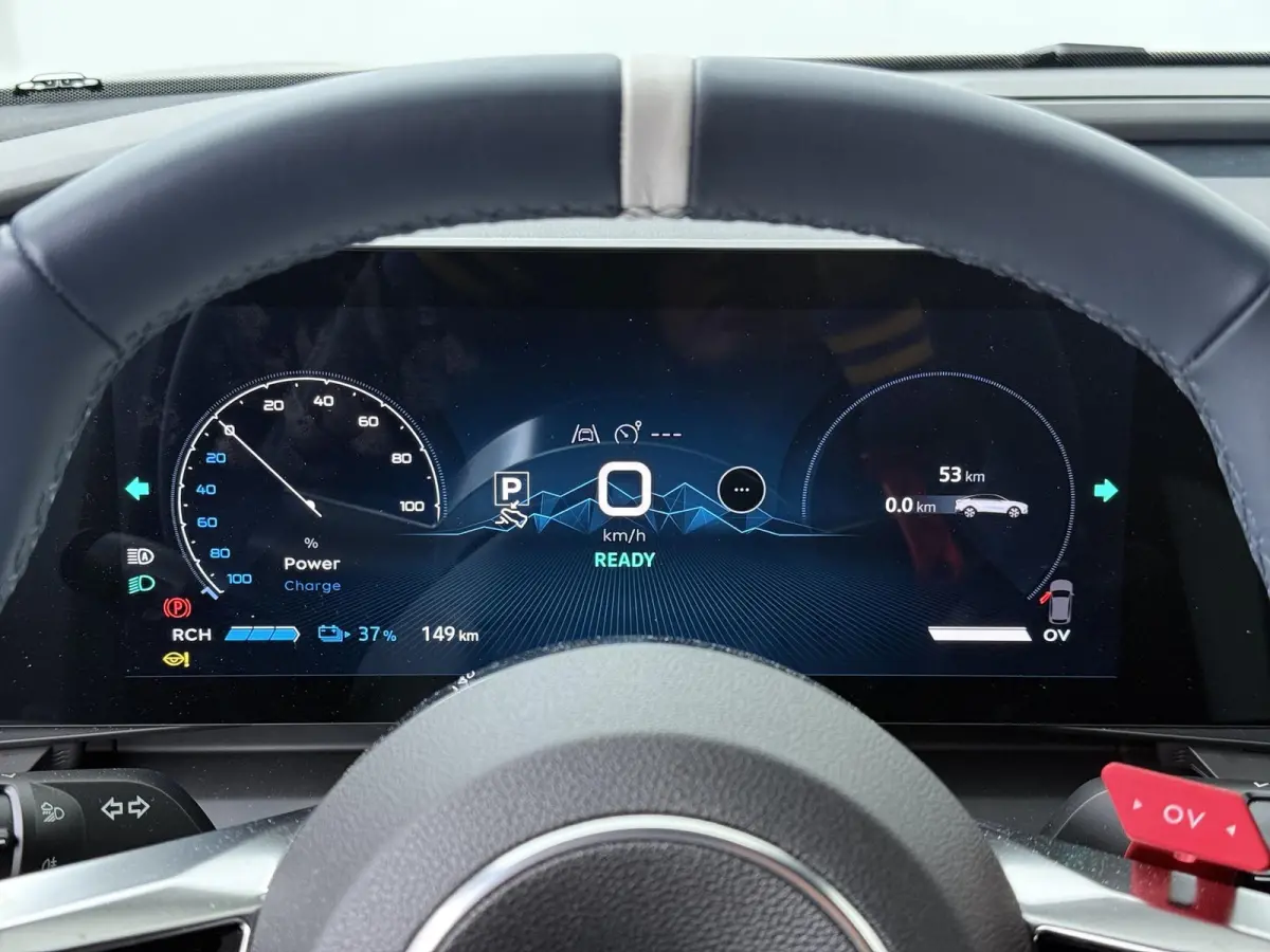 GT 89kWh | Pack Driving | Devialet® XtremeSound audiosysteem | Alcantara® hemelbekleding | 20'' lichtmetalen CRISTAL-wielen Noir mat |