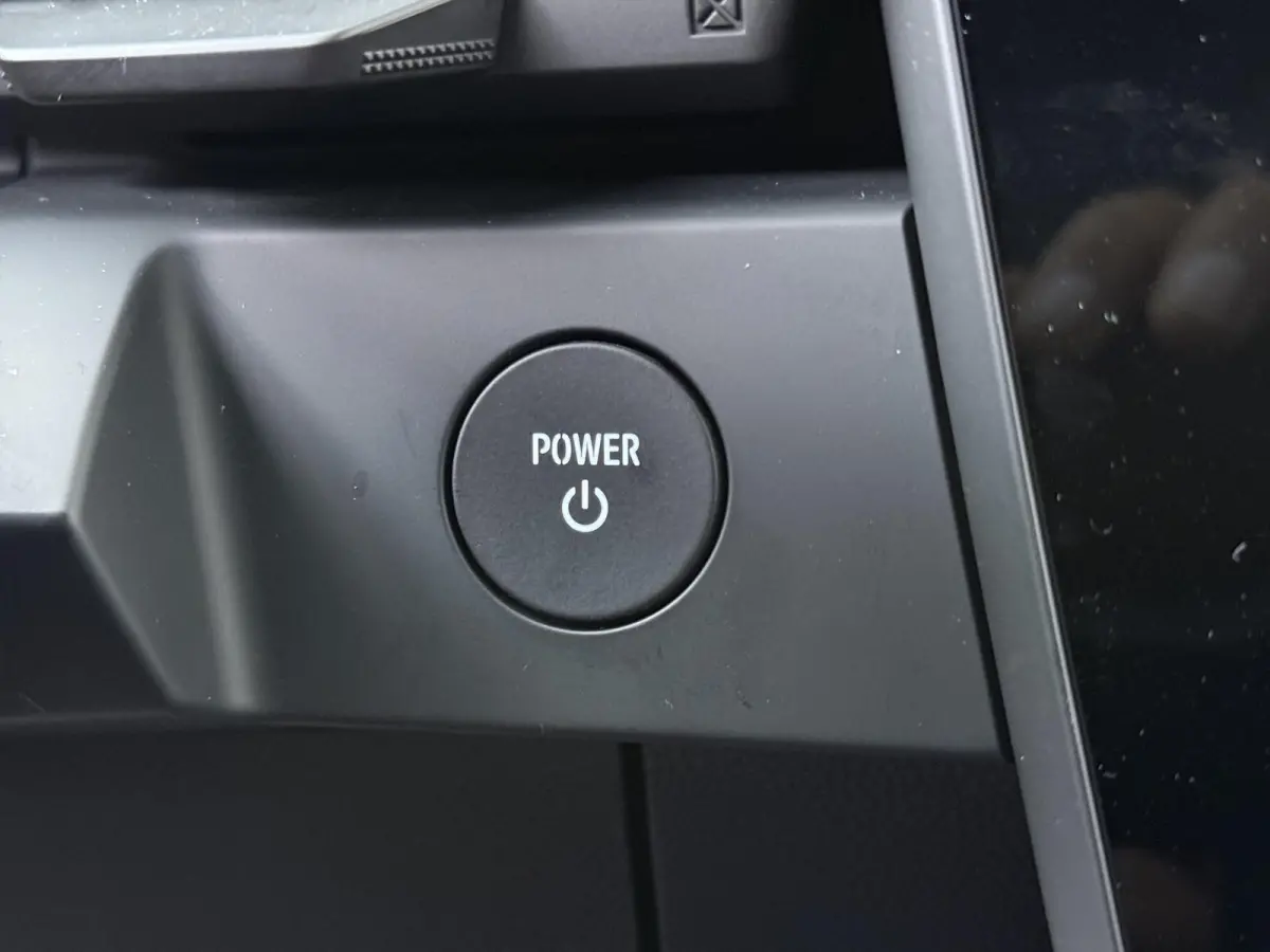 GT 89kWh | Pack Driving | Devialet® XtremeSound audiosysteem | Alcantara® hemelbekleding | 20'' lichtmetalen CRISTAL-wielen Noir mat |