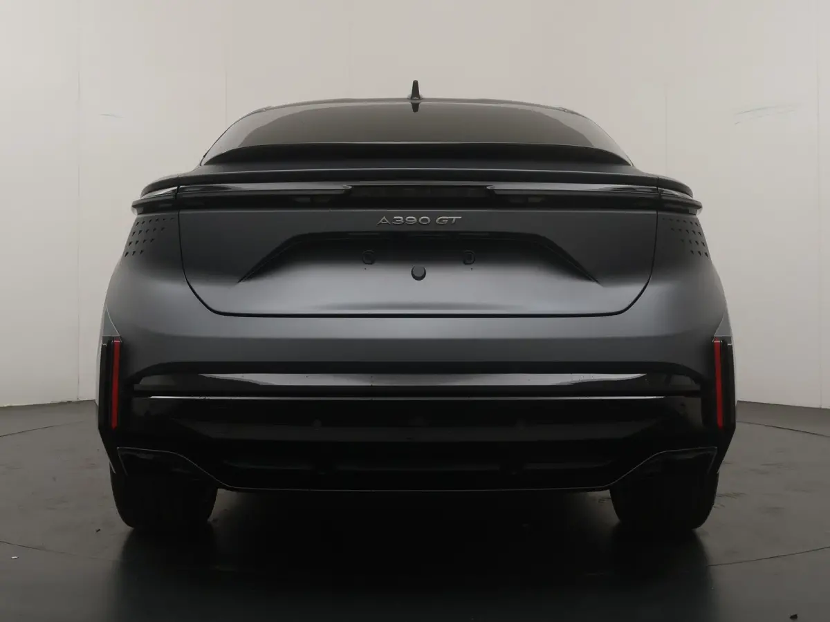 GT 89kWh | Pack Driving | Devialet® XtremeSound audiosysteem | Alcantara® hemelbekleding | 20'' lichtmetalen CRISTAL-wielen Noir mat |