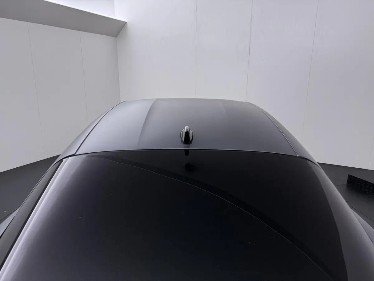 GT 89kWh | Pack Driving | Devialet® XtremeSound audiosysteem | Alcantara® hemelbekleding | 20'' lichtmetalen CRISTAL-wielen Noir mat |