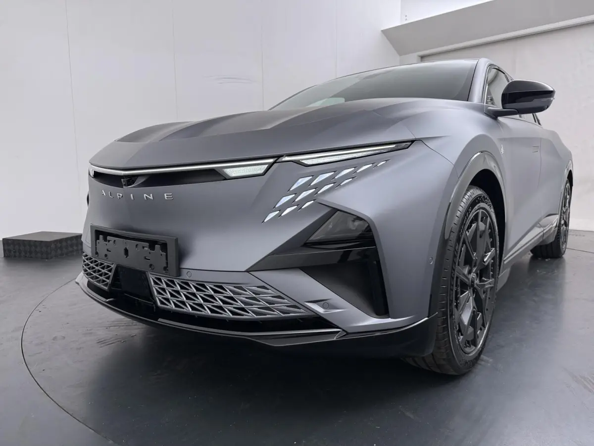 GT 89kWh | Pack Driving | Devialet® XtremeSound audiosysteem | Alcantara® hemelbekleding | 20'' lichtmetalen CRISTAL-wielen Noir mat |