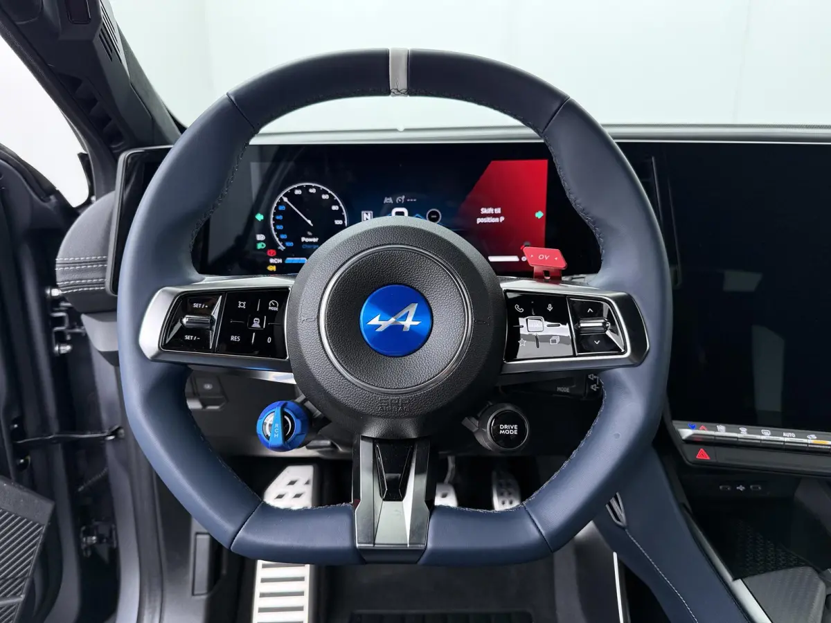 GT 89kWh | Pack Driving | Devialet® XtremeSound audiosysteem | Alcantara® hemelbekleding | 20'' lichtmetalen CRISTAL-wielen Noir mat |