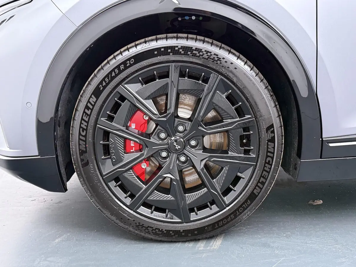 GT 89kWh | Pack Driving | Devialet® XtremeSound audiosysteem | Alcantara® hemelbekleding | 20'' lichtmetalen CRISTAL-wielen Noir mat |
