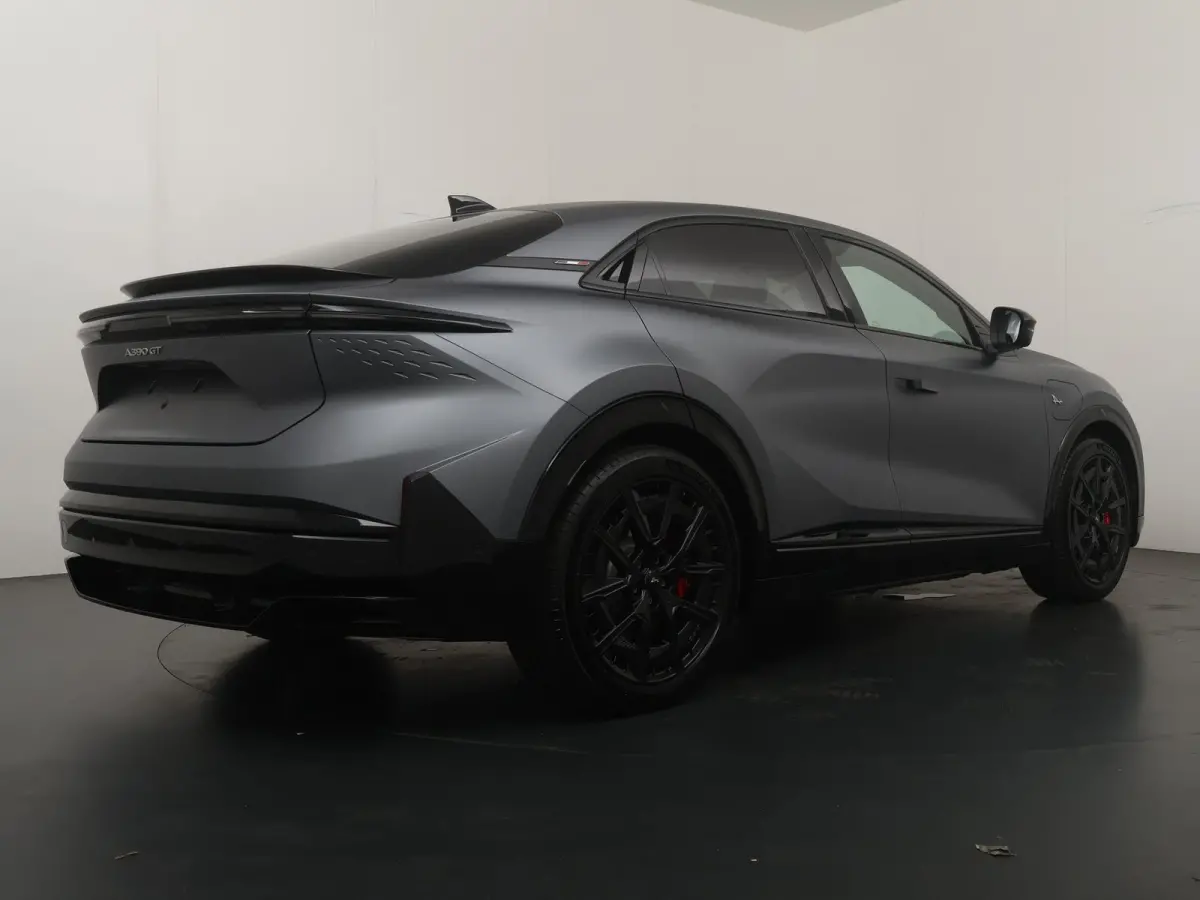 GT 89kWh | Pack Driving | Devialet® XtremeSound audiosysteem | Alcantara® hemelbekleding | 20'' lichtmetalen CRISTAL-wielen Noir mat |