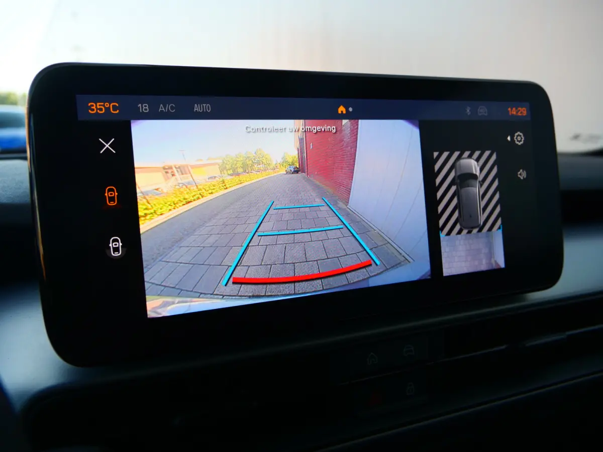 1.2 e-Hybrid Altitude 100 Pk Automaat Apple Carplay / Camera / 17 inch