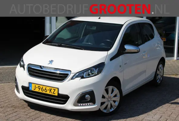 1.0 e-VTi Style//Airco//5drs!!