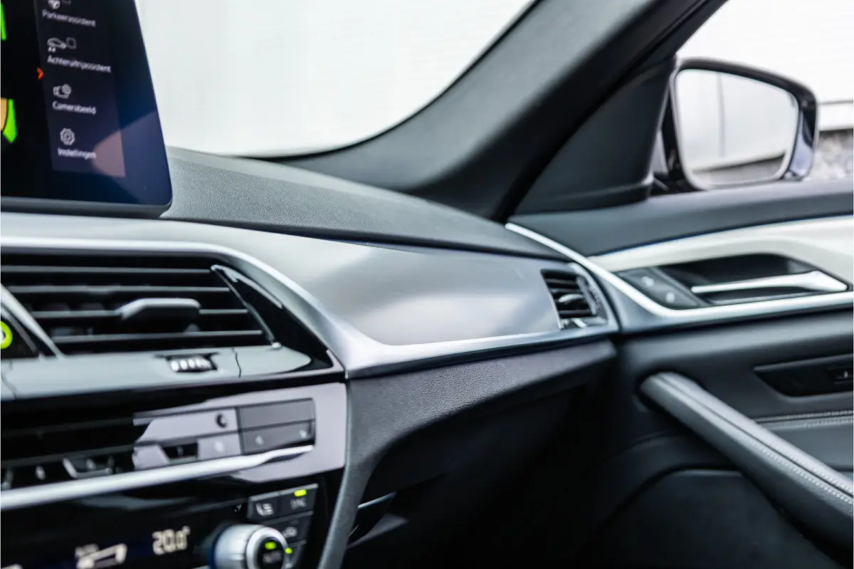 530i High Executive M-Sport 20inch / Bernina Grau / Pano / Camera / Laser