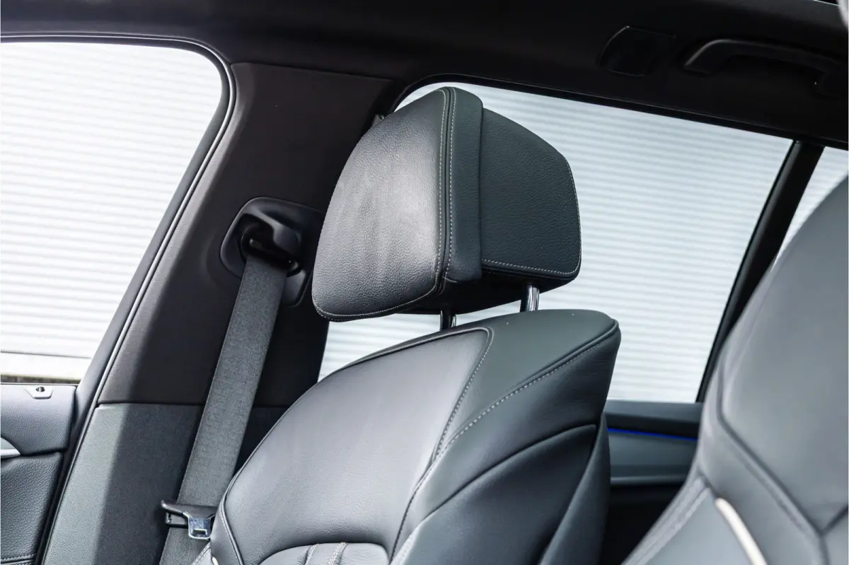 530i High Executive M-Sport 20inch / Bernina Grau / Pano / Camera / Laser