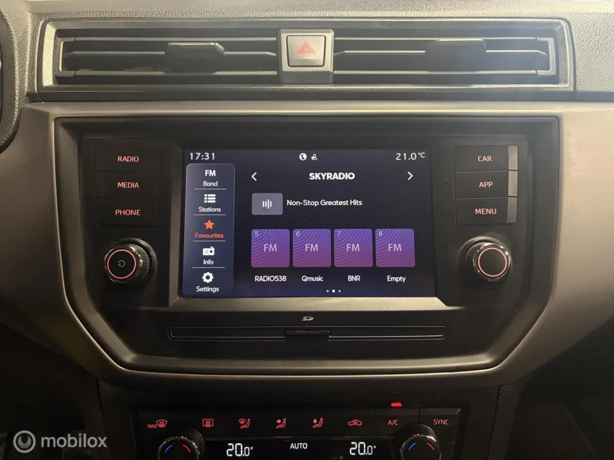 1.0 TSI Style 95 PK / CLIMATE / CRUISE / TREKHAAK / NAP
