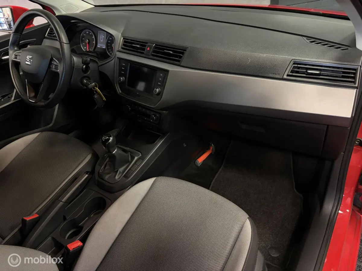 1.0 TSI Style 95 PK / CLIMATE / CRUISE / TREKHAAK / NAP