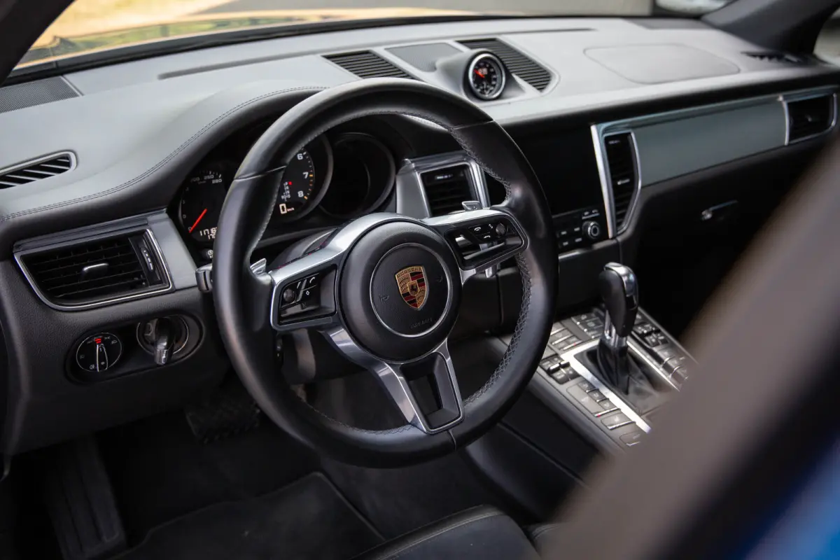 3.0 GTS , Sport-Chrono, Luchtvering, Trekhaak, Panoramadak, Apple Carplay, Stoel/stuurverwarming, VOL!!